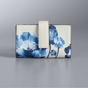 New Simply Vera Vera Wang Silver X-ray Floral Nova Card Case